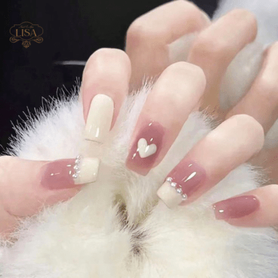 mẫu nail màu hồng thạch