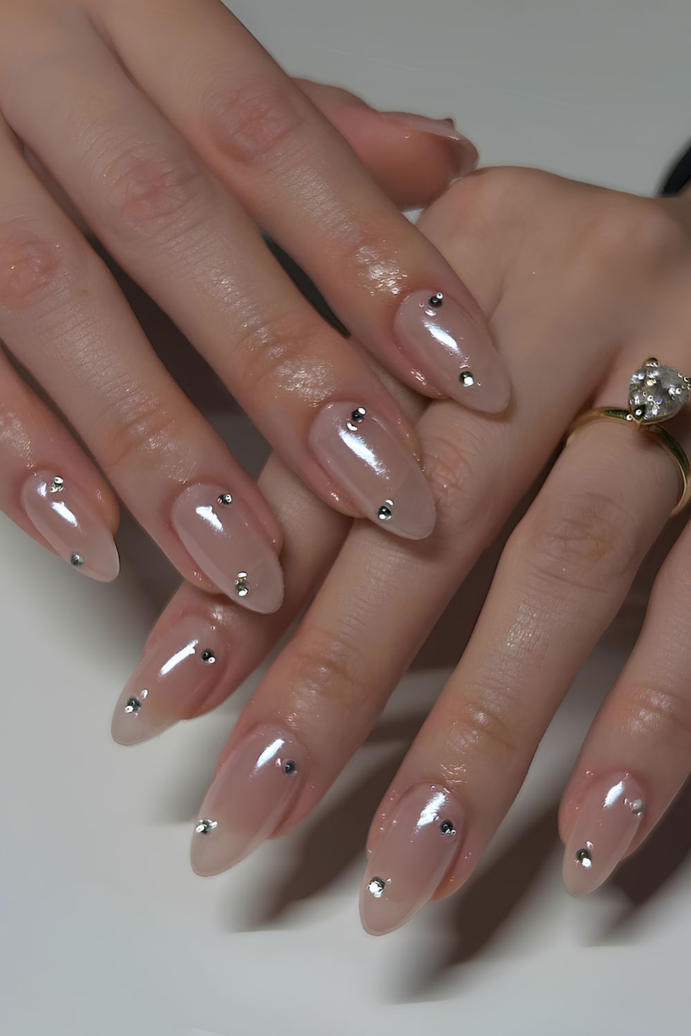 Mẫu nail chấm bi