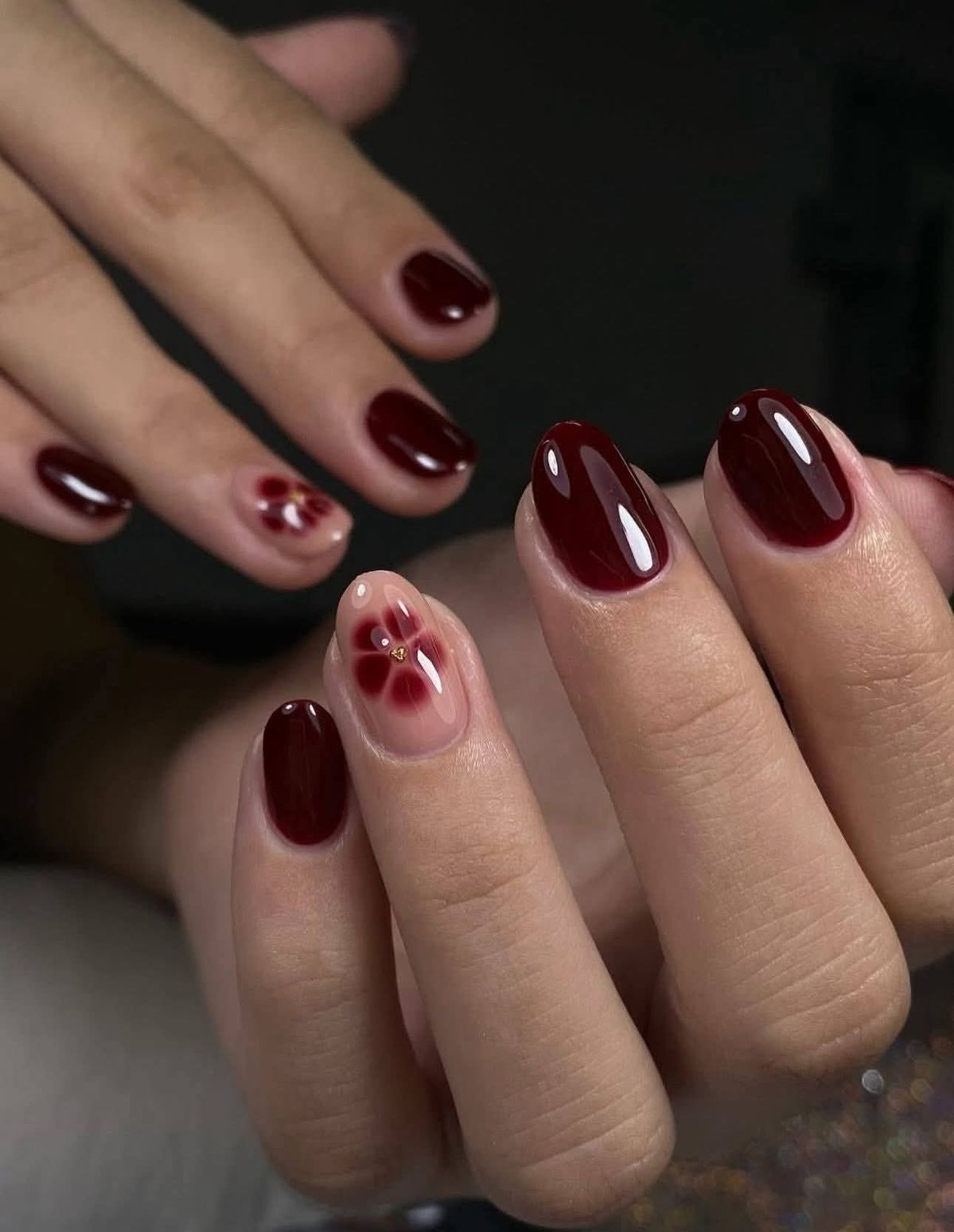 Mẫu nail màu đỏ rượu