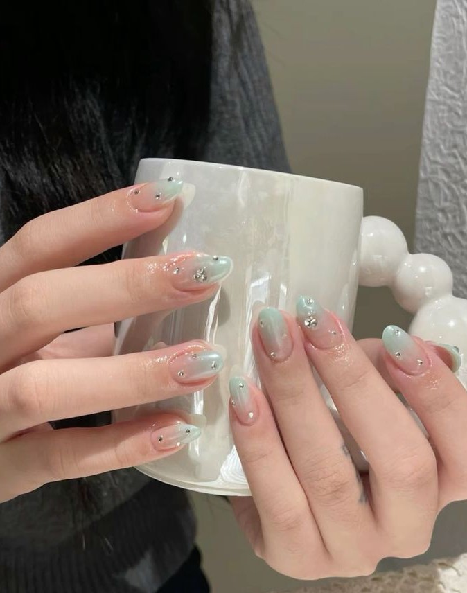 nail kim tuyến nail kim tuyến