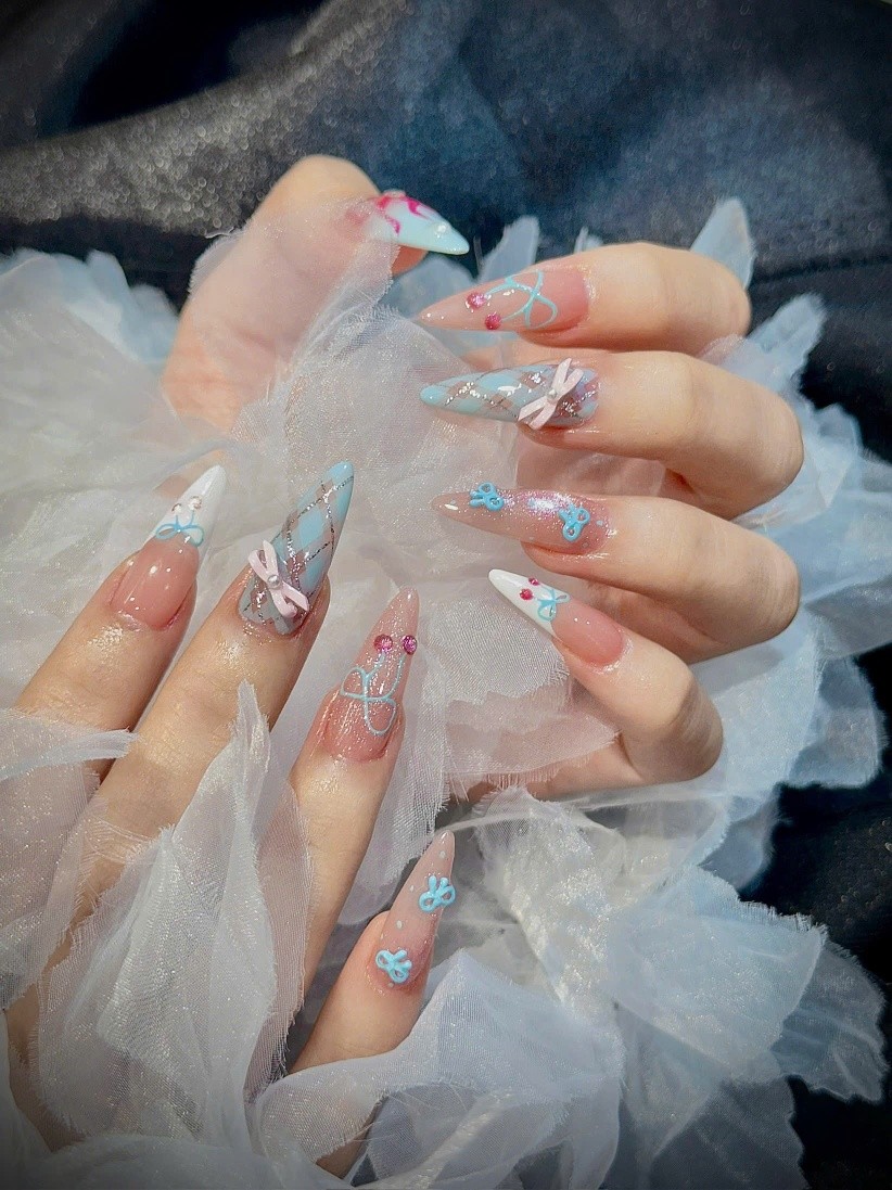 nail đính nơ
