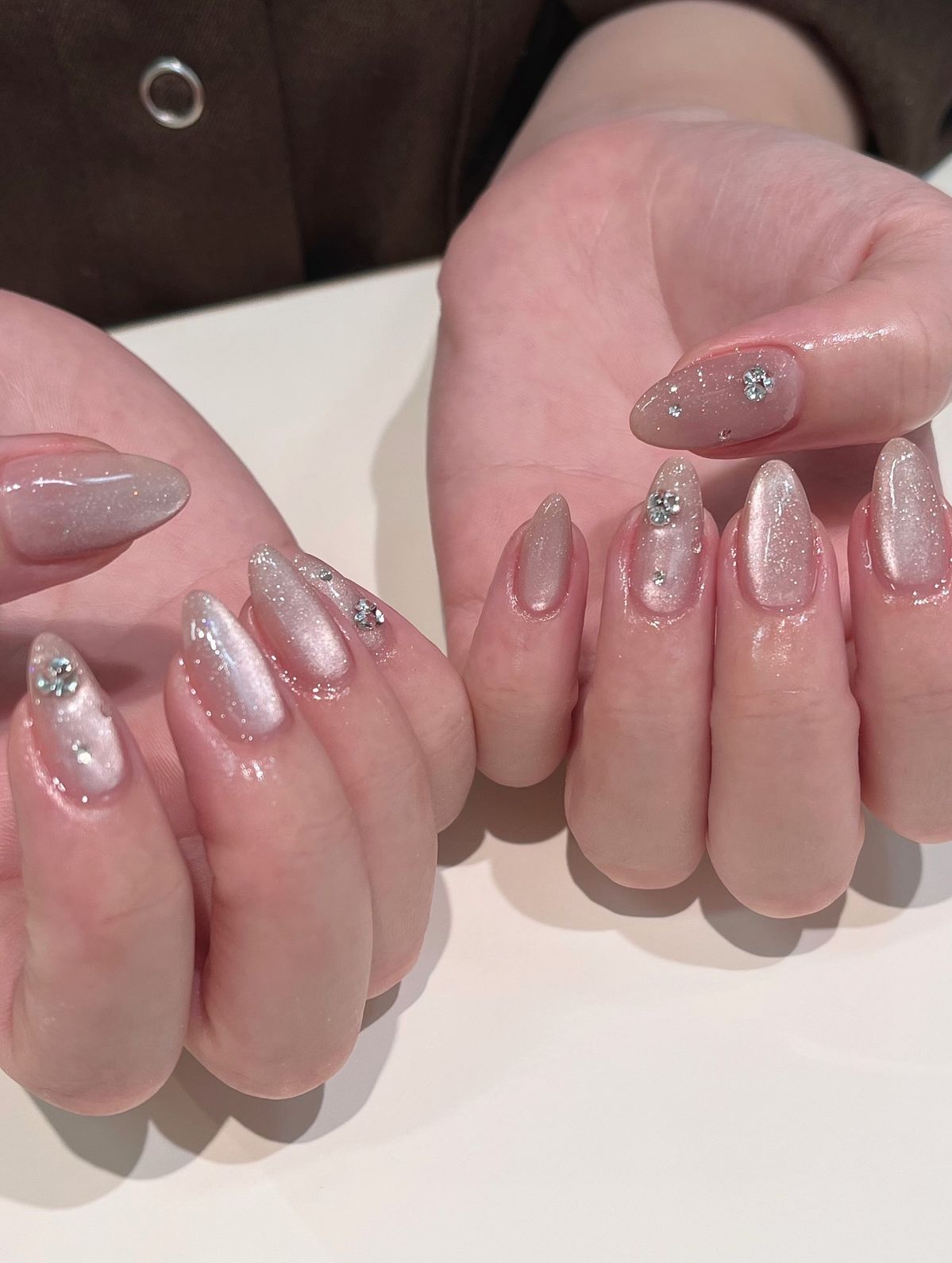 Mẫu nail đính đá