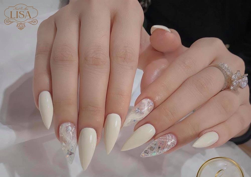 101 Mẫu nail cô dâu màu trắng đẹp, đơn giản mà sang trọng - META.vn