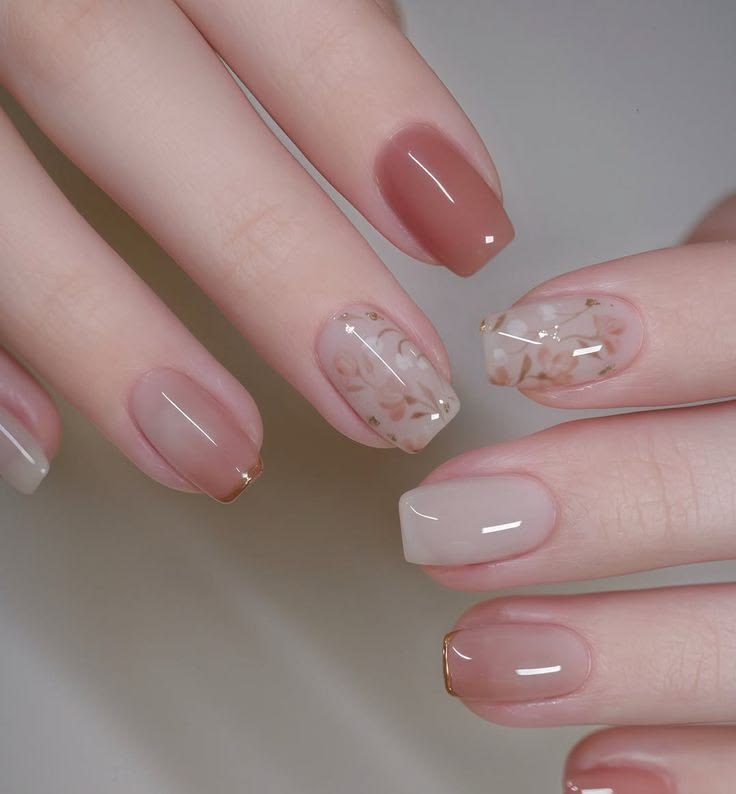 mẫu nail cho người trung tuổi