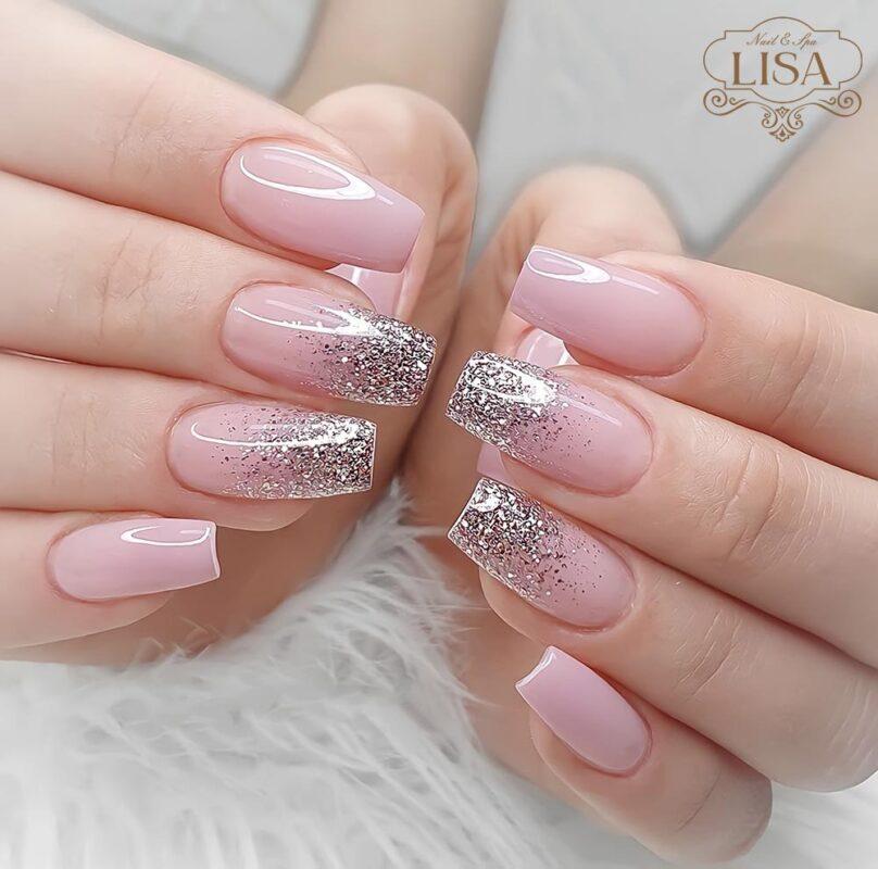 Các mẫu nail tuyệt đẹp cho cô dâu trong ngày cưới | Guu.VN | Floral nails,  Wedding nail art design, Bridal nails