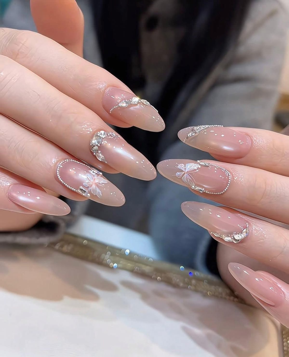 nail đính nơ