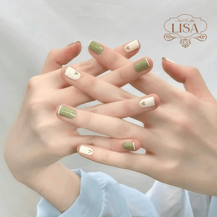 French Manicure Ngắn
