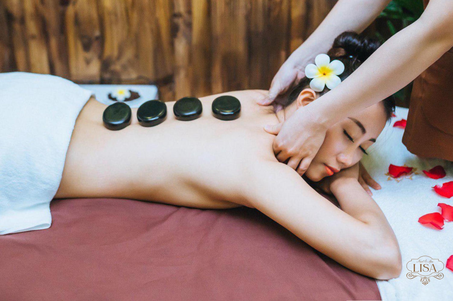 Địa điểm massage giá sale