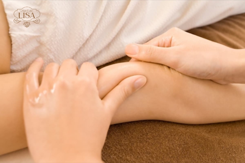 Massage bắp tay