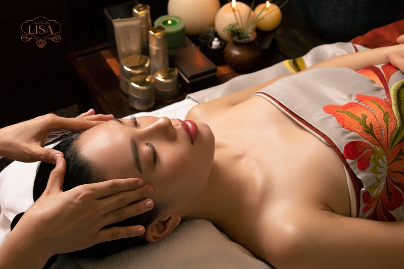 Massage đầu toàn thân