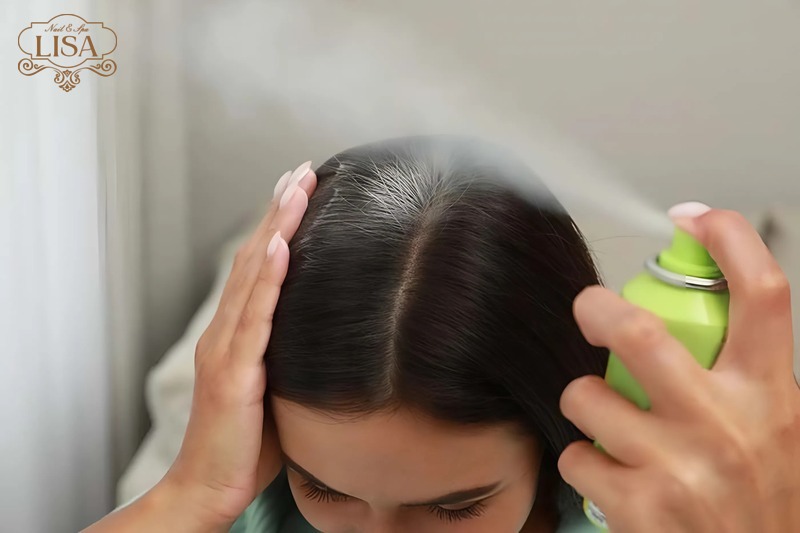 Không nên sử dụng dầu gội khô khi nào?