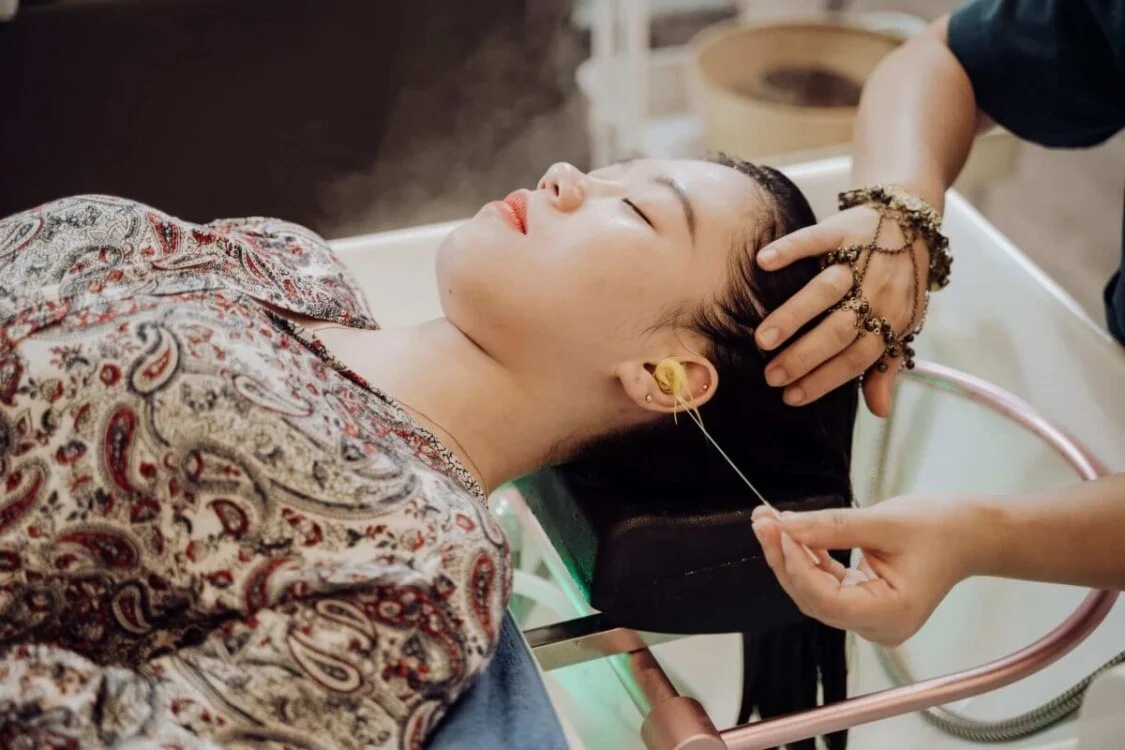 Tiệm cung cấp học khóa gội đầu
