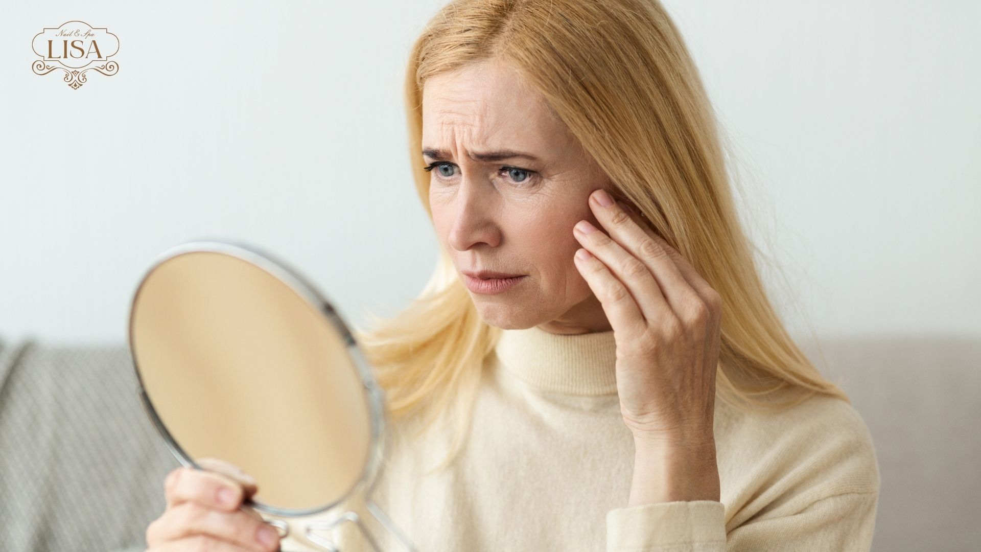 Xuất hiện nếp nhăn và giảm độ đàn hồi ở da tuổi 30