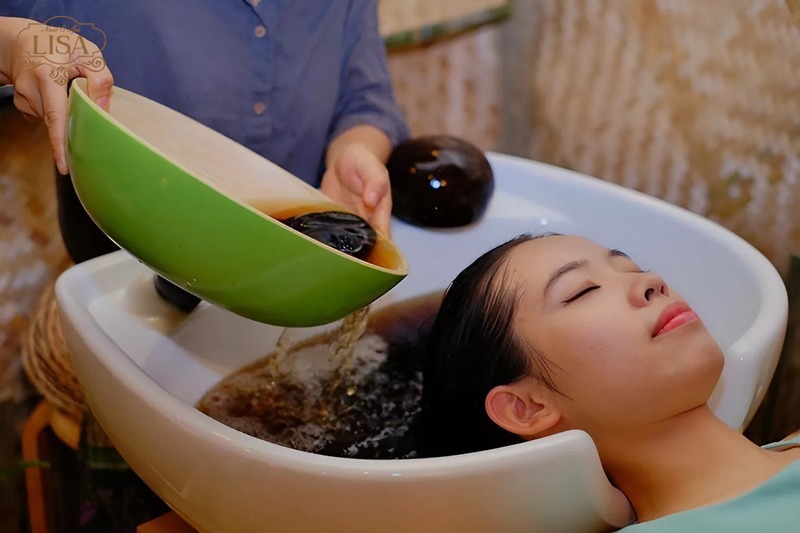 Dầu gội thảo mộc là gì?