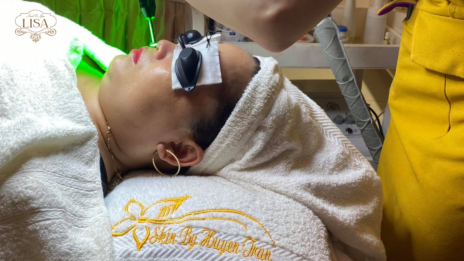 Các dịch vụ nổi bật tại Skin by Huyen Tran Spa