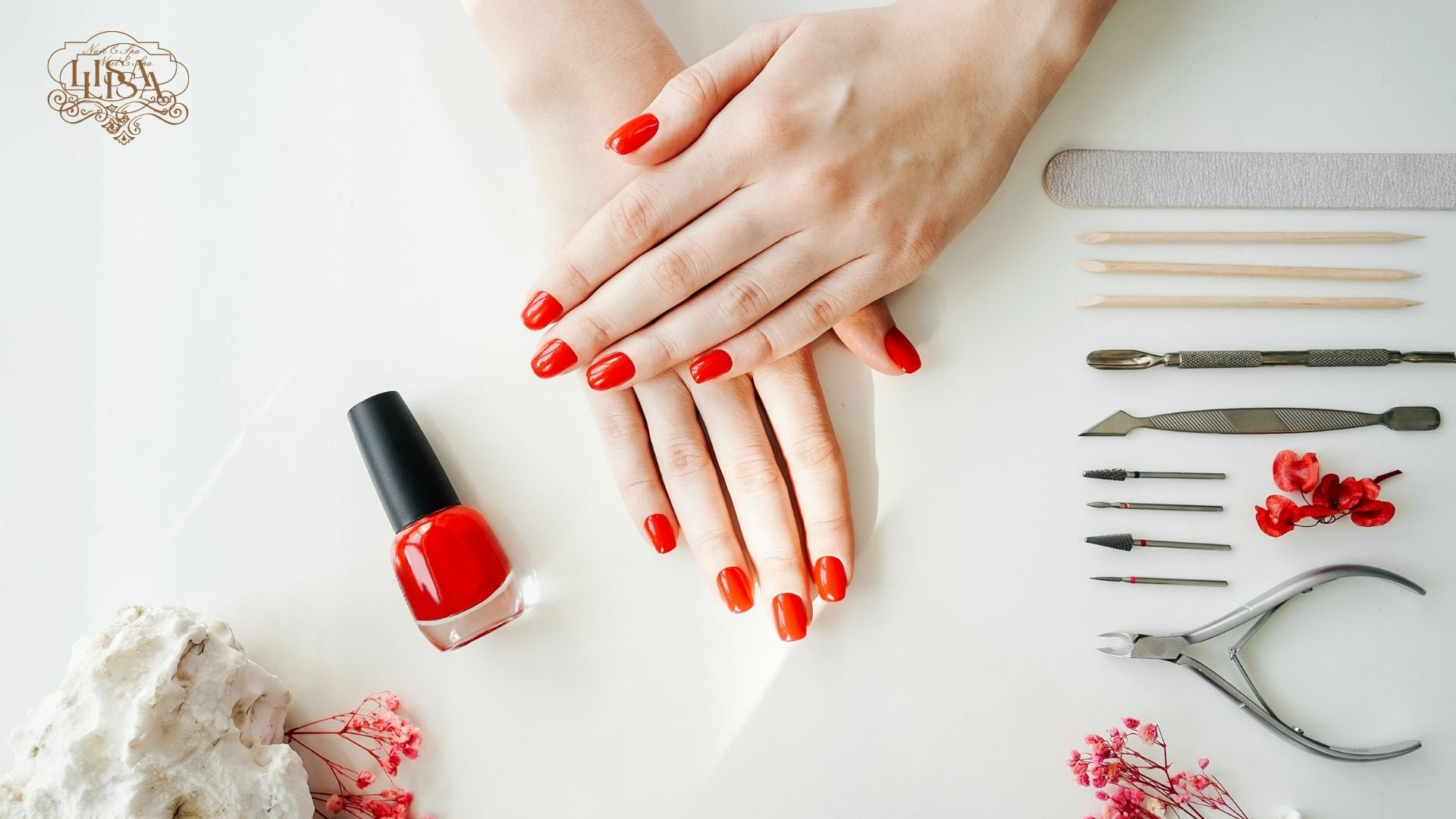 Lựa chọn kĩ sản phẩm và dụng cụ làm nail 