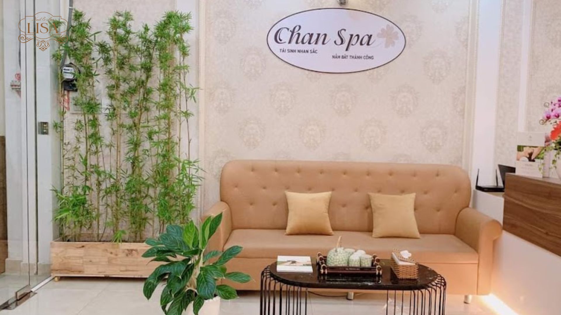 Dịch vụ chà gót chân tại Chan Spa quận 7 