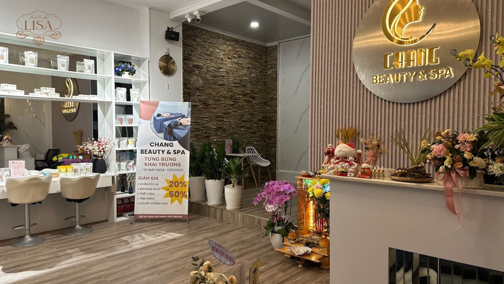 Dịch vụ chà gót chân tại Chang Beauty & Spa