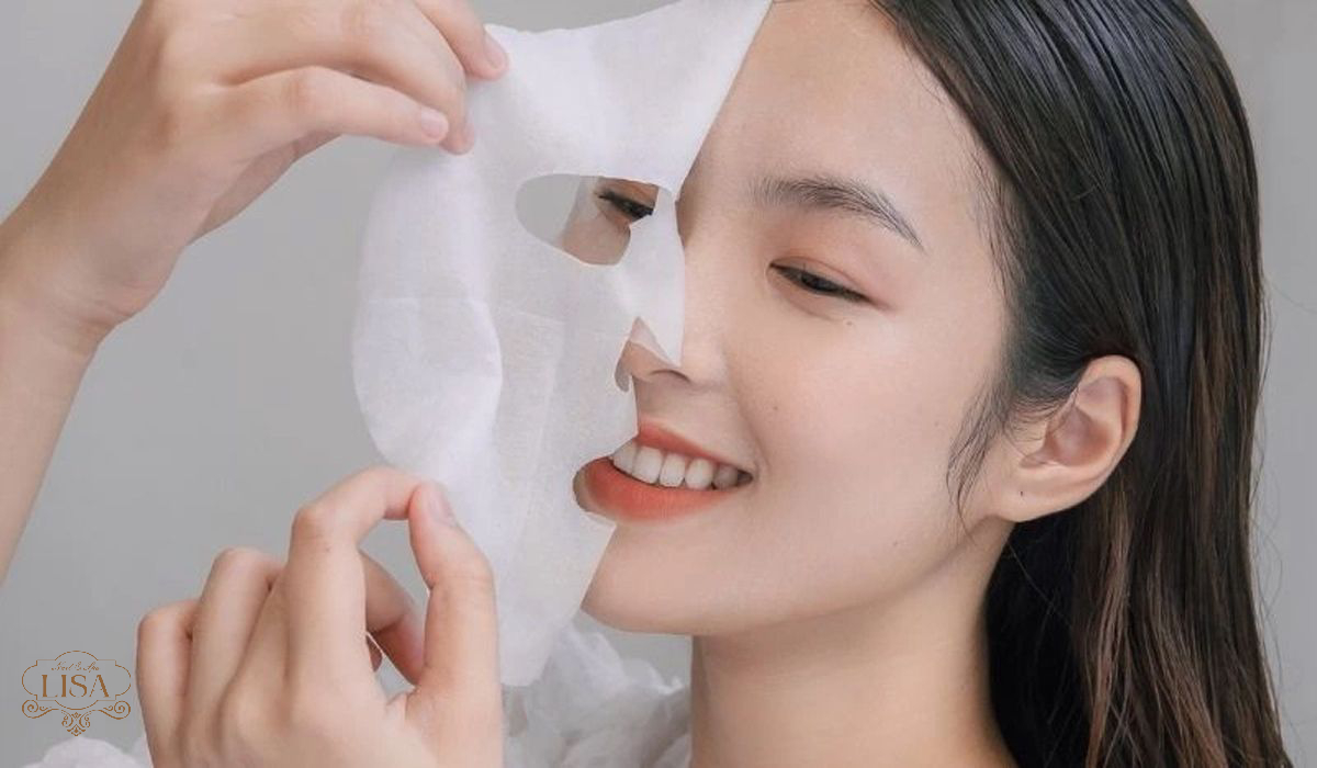 Đắp mặt nạ mẫu