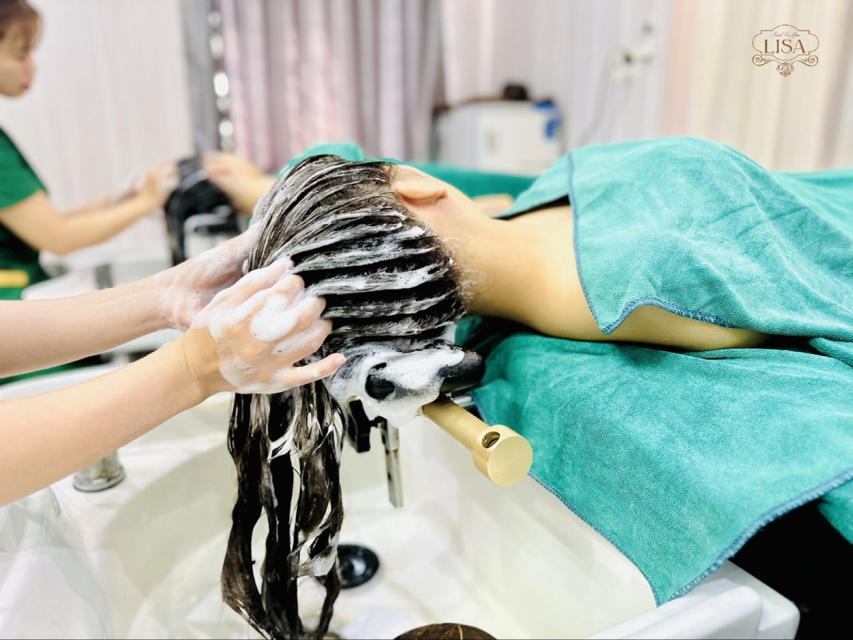 Học gội đầu dưỡng sinh thảo dược