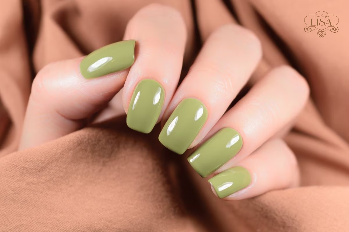 Nail xanh bơ trơn