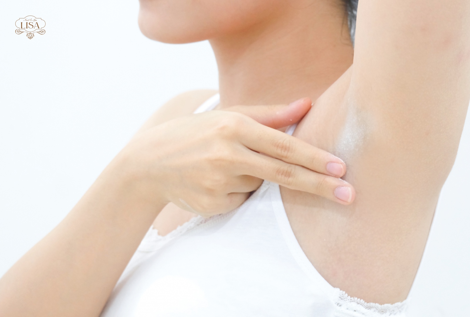 Nhổ lông nách có ảnh hướng tới thâm không