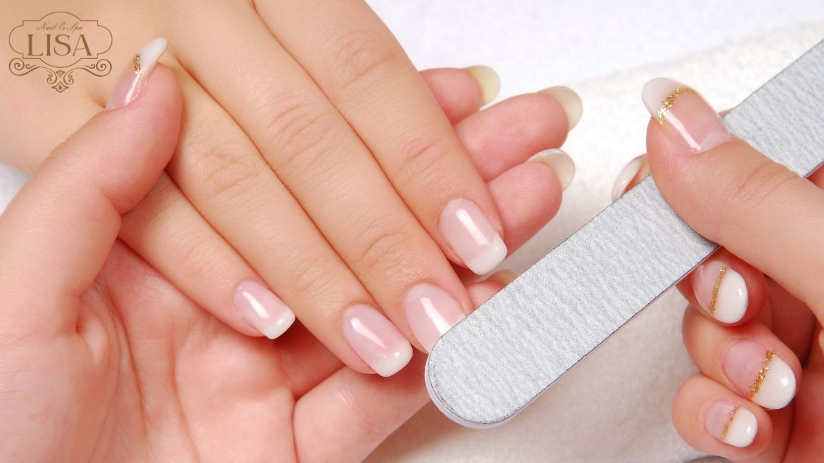 5 cách dưỡng móng tay dài khỏe đẹp tại nhà