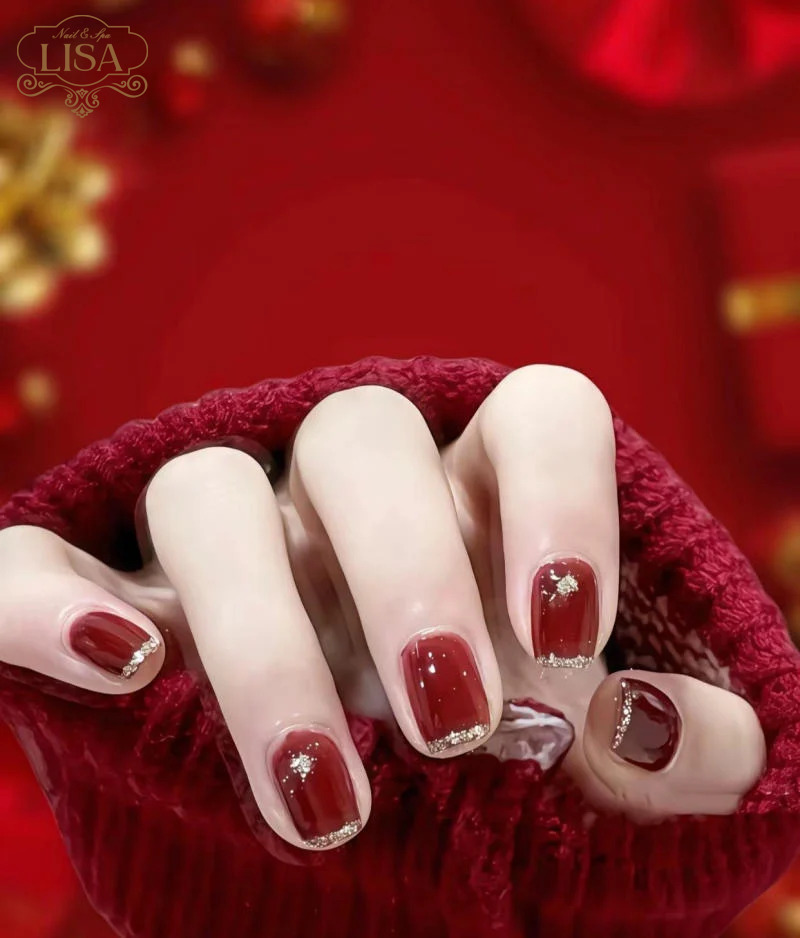 Top 6 mẫu nail tone màu đỏ
