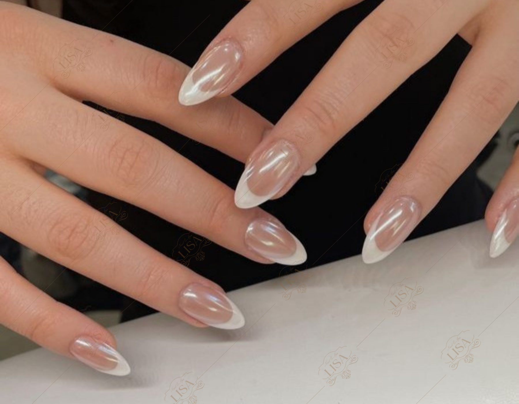 mẫu nail đơn giản sang trọng