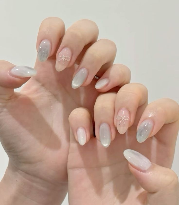 mẫu móng tay đẹp nhẹ nhàng