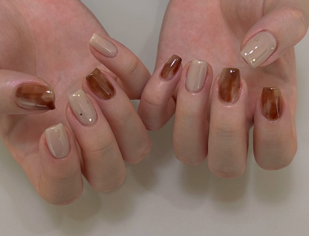 mẫu nail đơn giản sang trọng