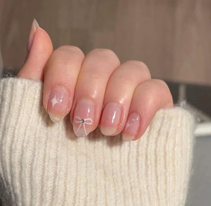 mẫu nail đơn giản sang trọng