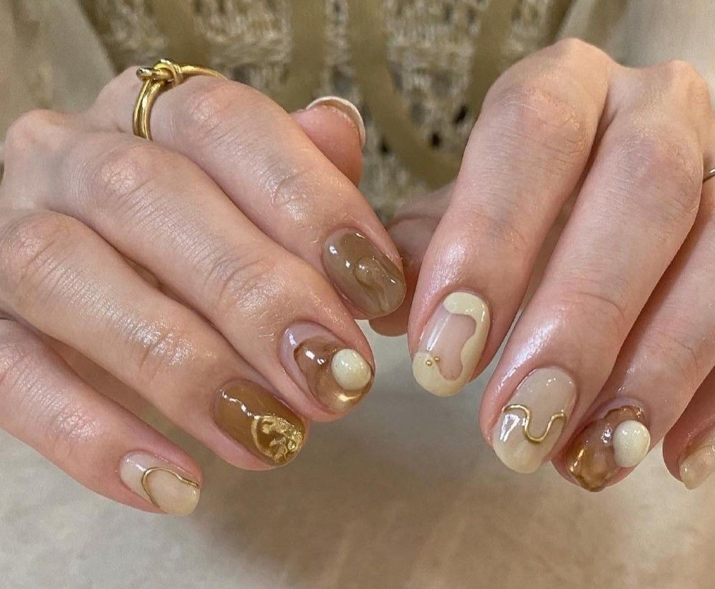 mẫu nail thu đông 2025