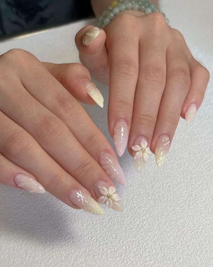 mẫu móng tay đẹp nhẹ nhàng