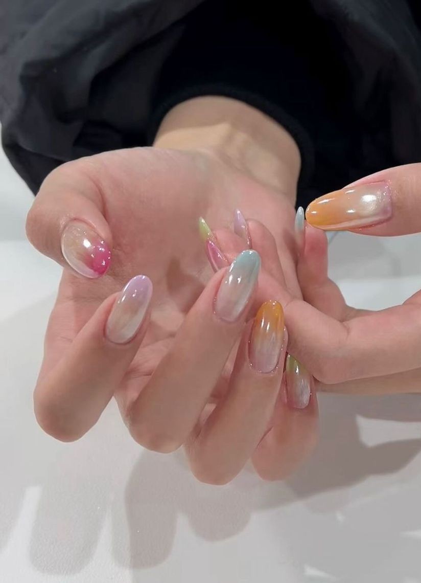 mẫu móng tay đẹp nhẹ nhàng