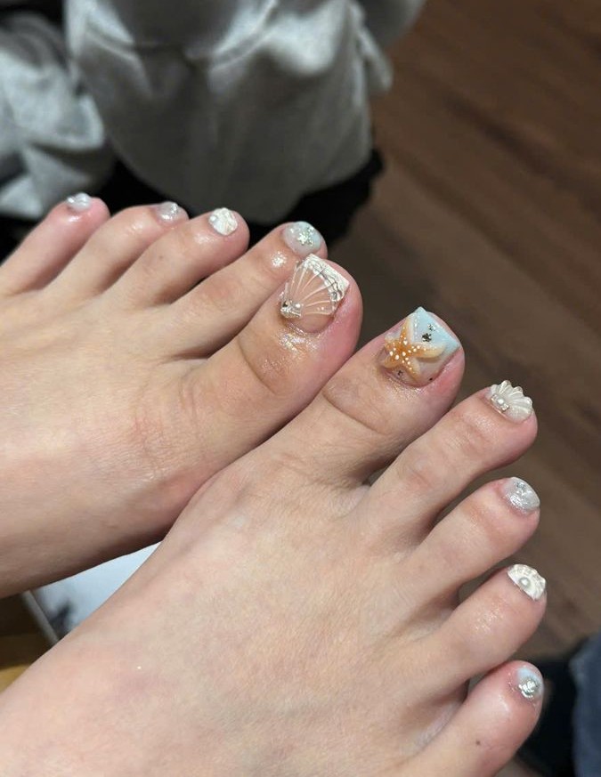 móng chân đính đá móng chân đính đá