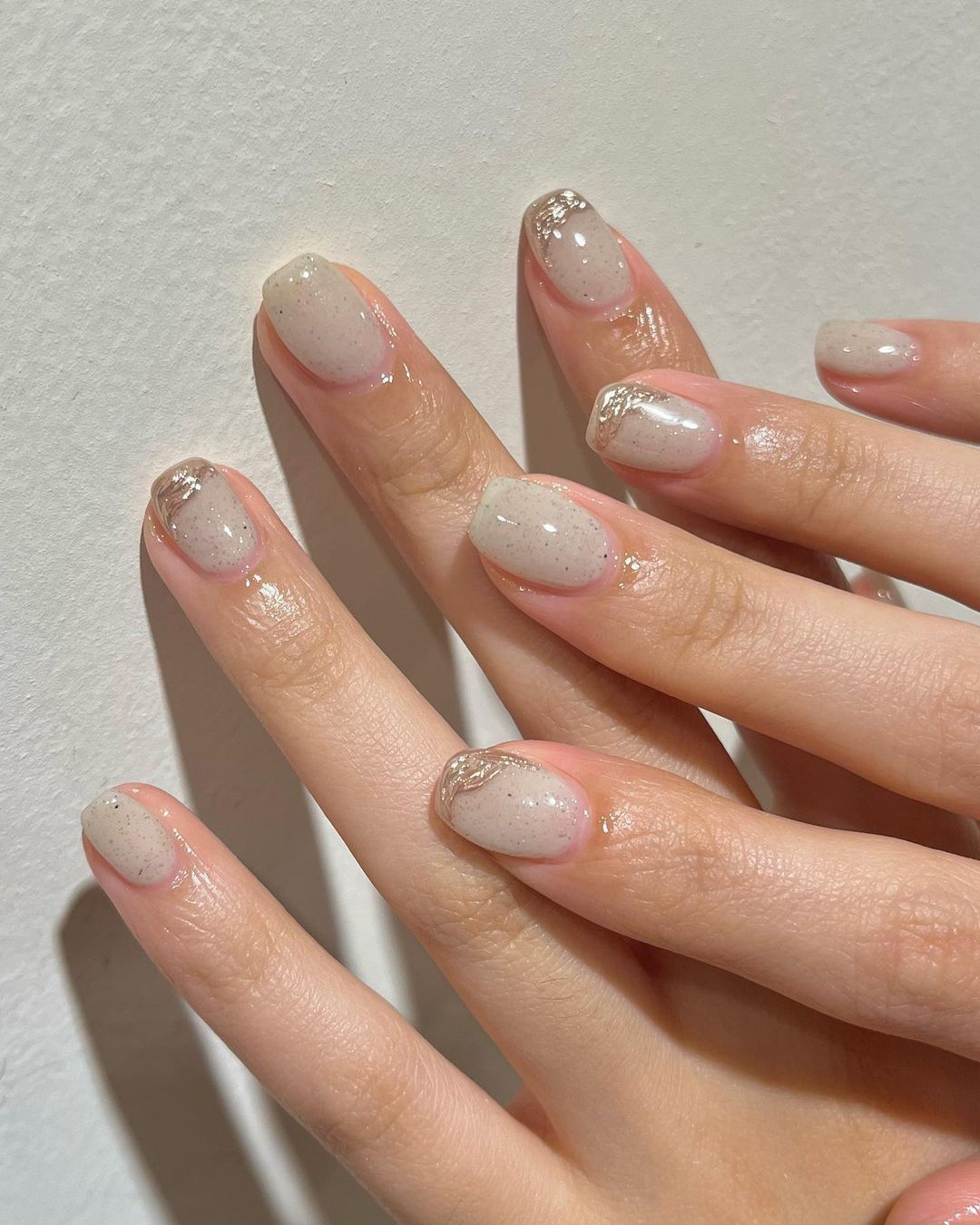 những mẫu nail đẹp cho móng ngắn