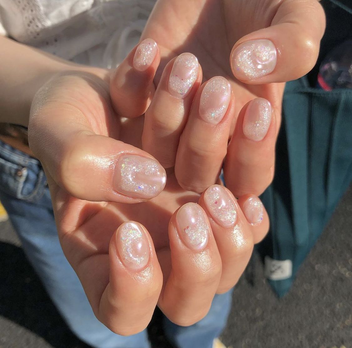những mẫu nail đẹp cho móng ngắn