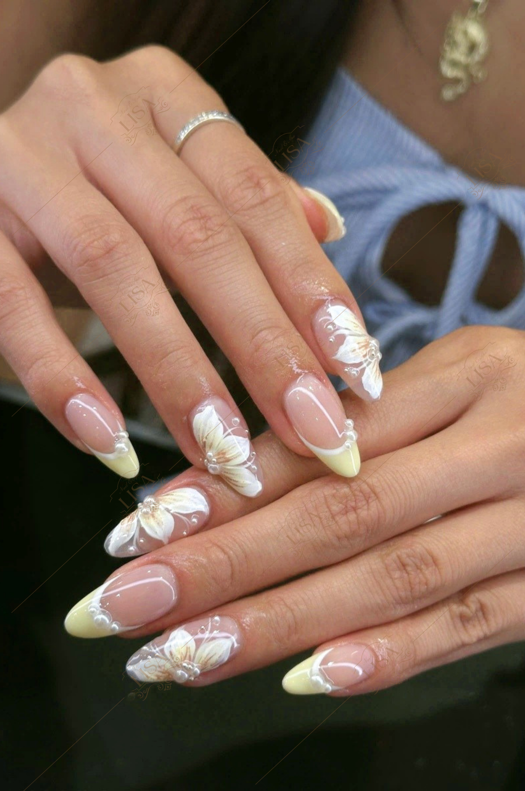 professional nail service Ho Chi Minh