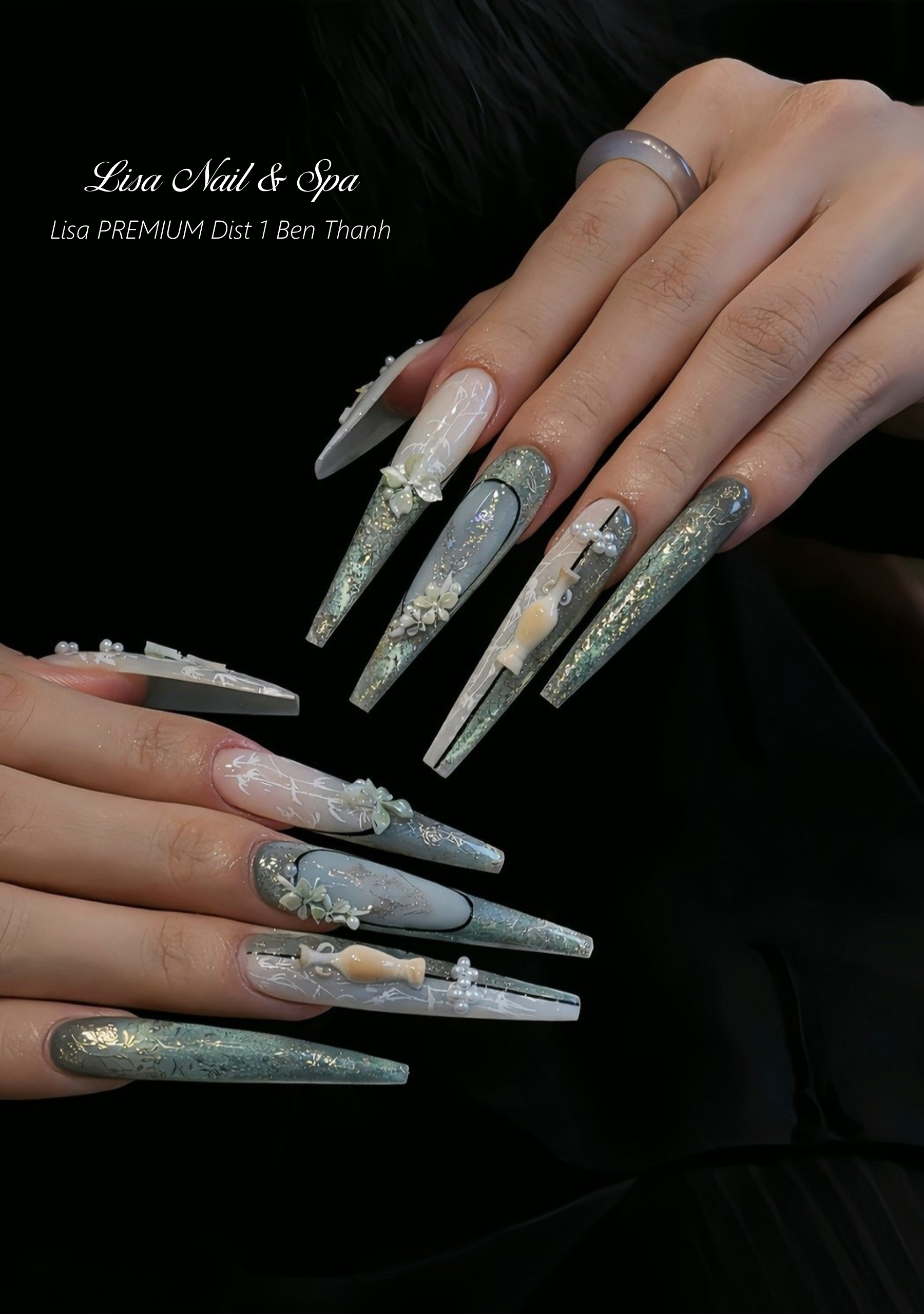 nail salon for tourists