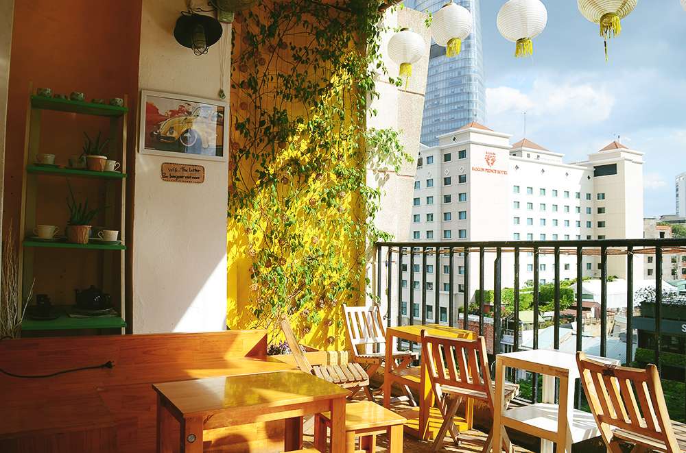 things to do in Saigon at night