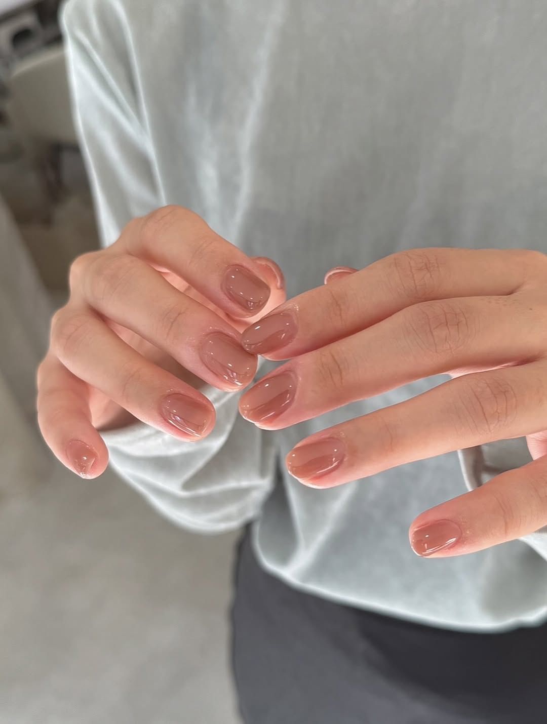 màu nail đơn giản làm sáng da