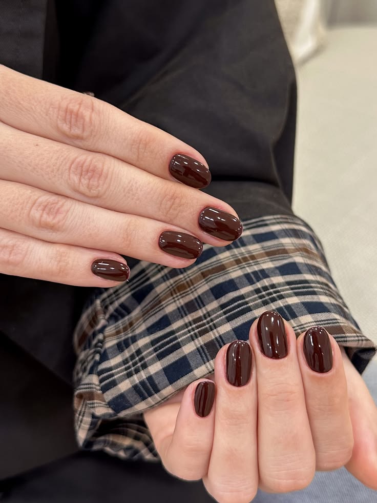 màu nail đơn giản làm sáng da