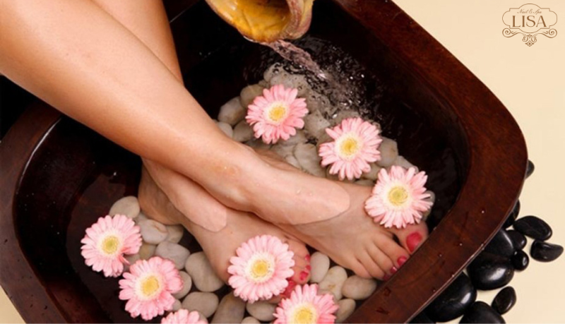 relaxing foot massage