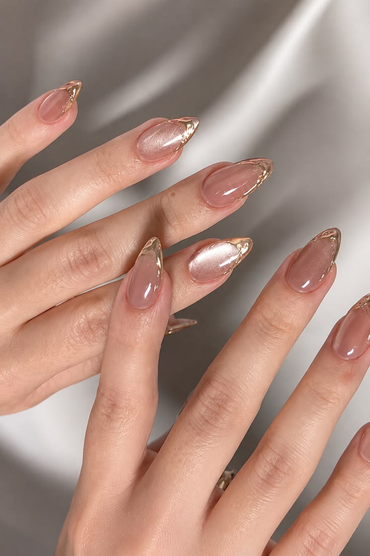 mẫu nail màu nude